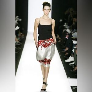Narciso Rodriguez 2005 Collection Silk Twill Skirt. Size 4.